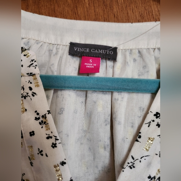 NWT Vince Camuto Blouse Women's Sz S Gold Detail Raglan Puff Sleeve - Picture 6 of 9